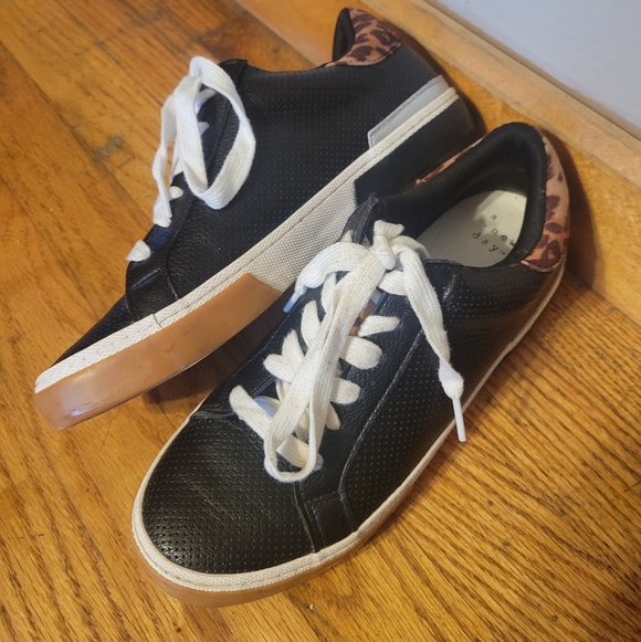 a new day Black Sneakers with Leopard Print Detail - Picture 2 of 10